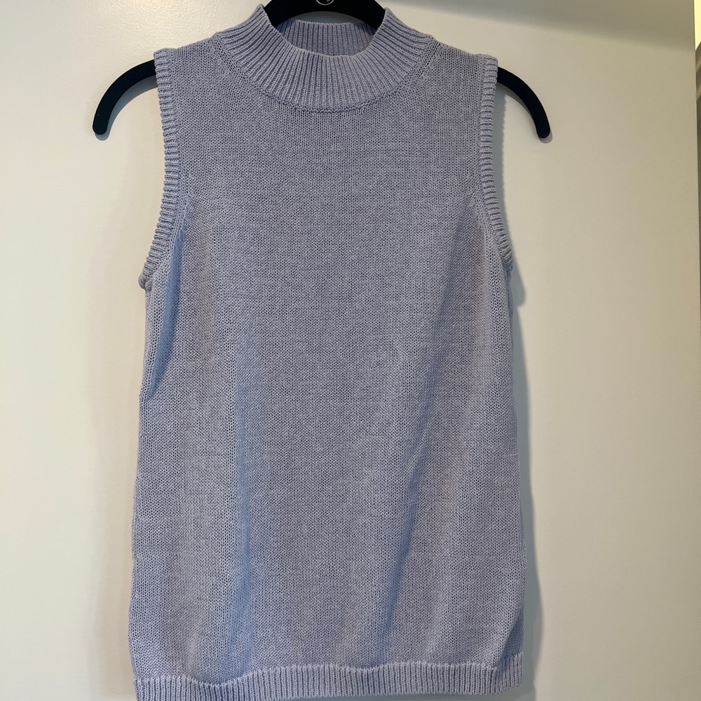Ann Taylor - Sleeveless Lavender Knit Sweater
